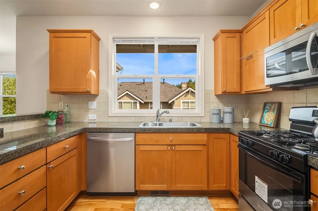 6503 188th Place NE Redmond WA 98052