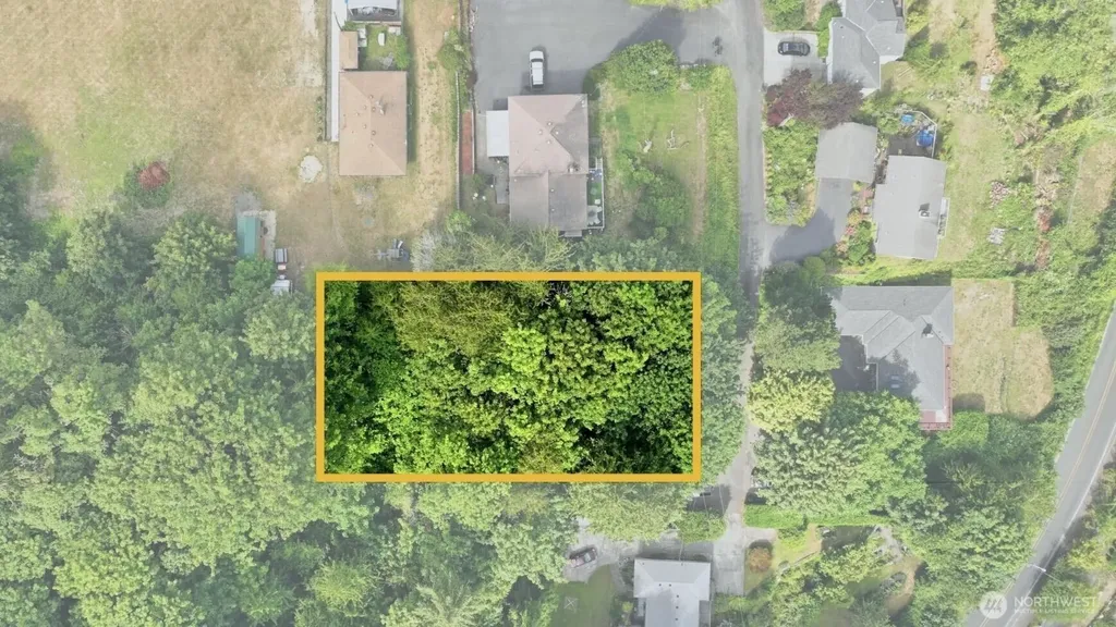 16 NW Cartier Drive Bremerton WA 98312