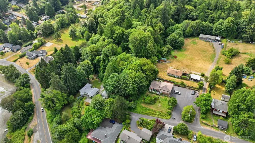 16 NW Cartier Drive Bremerton WA 98312