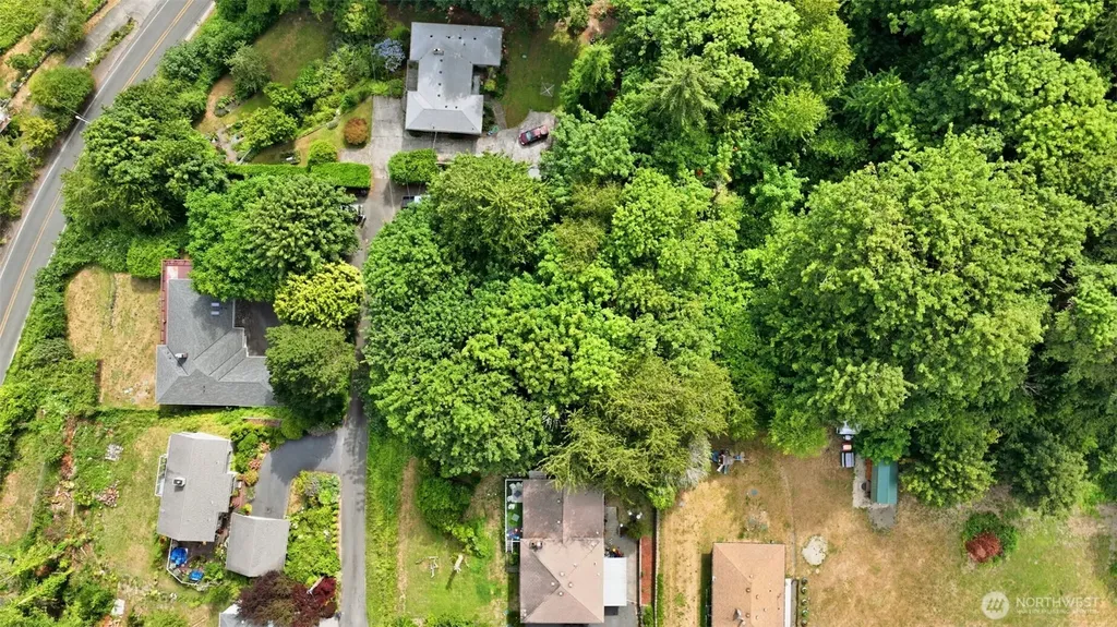 16 NW Cartier Drive Bremerton WA 98312