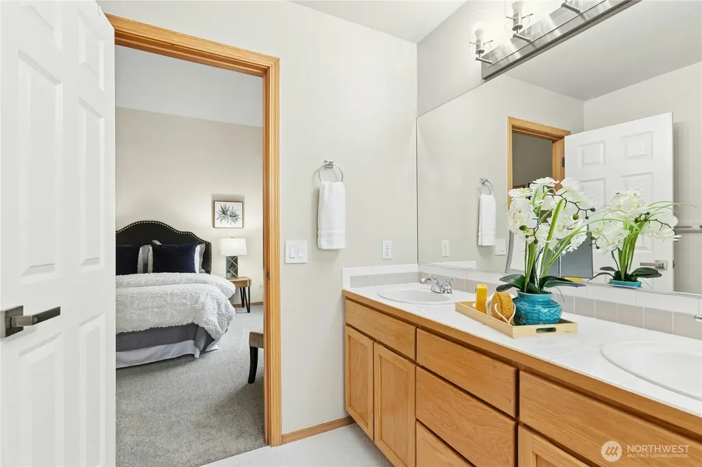 2805 151st Place SW Lynnwood WA 98087