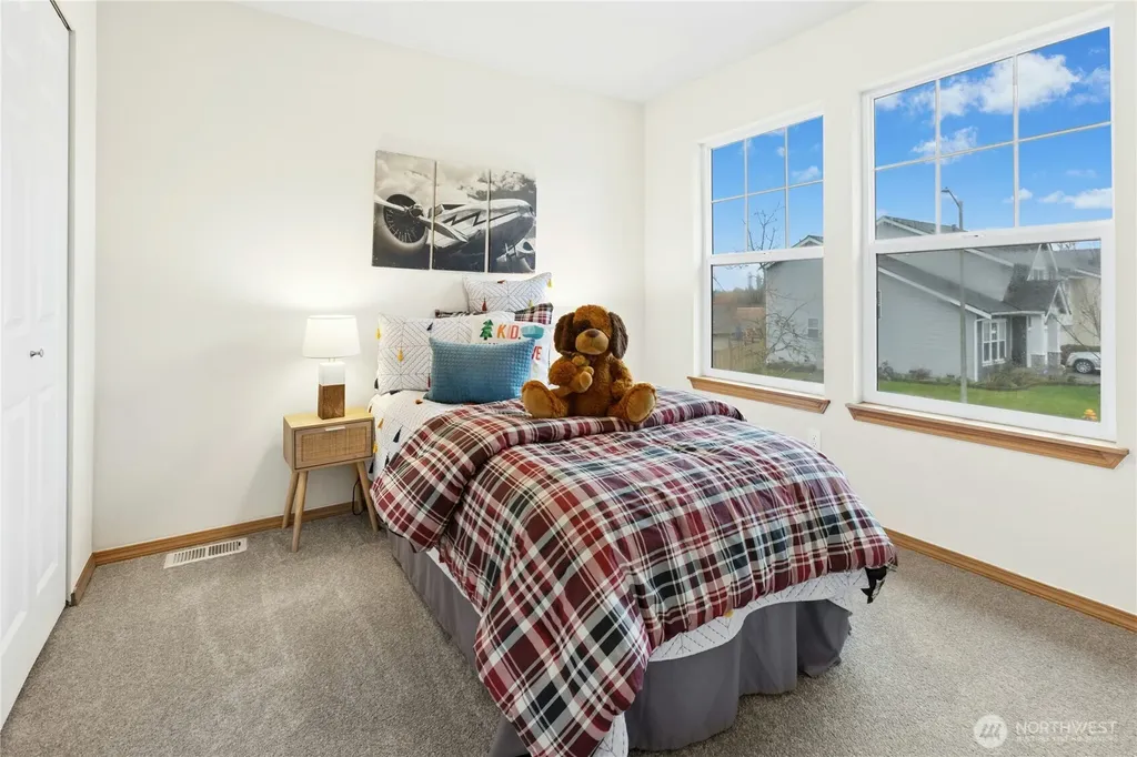 2805 151st Place SW Lynnwood WA 98087