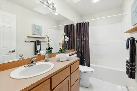 2805 151st Place SW Lynnwood WA 98087