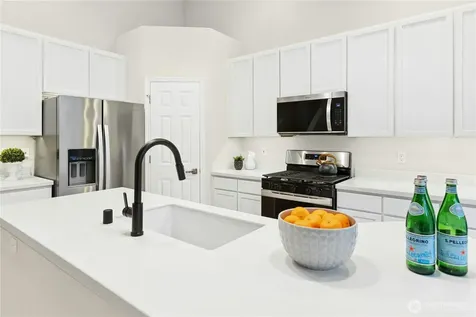 2805 151st Place SW Lynnwood WA 98087