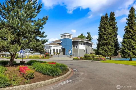 61 Cascade Key Bellevue WA 98006