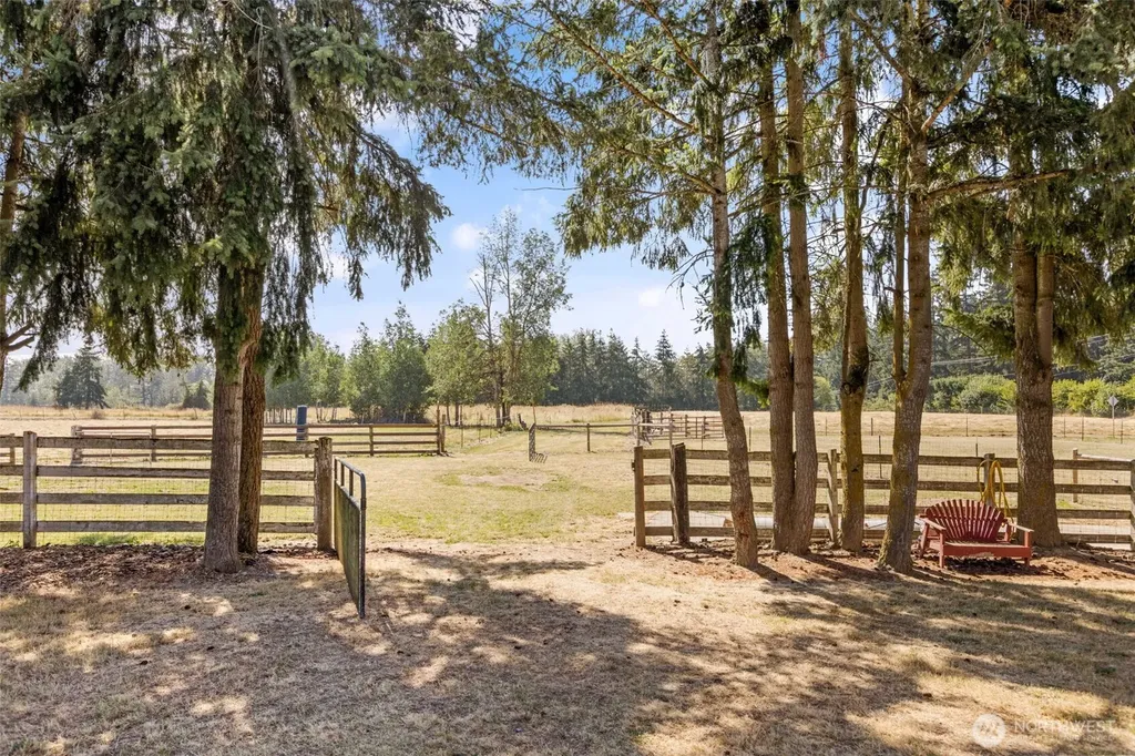 816 304th Street S Roy WA 98580