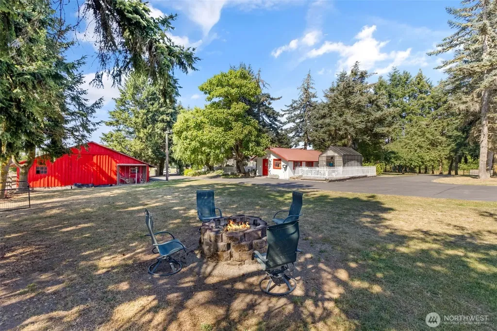 816 304th Street S Roy WA 98580