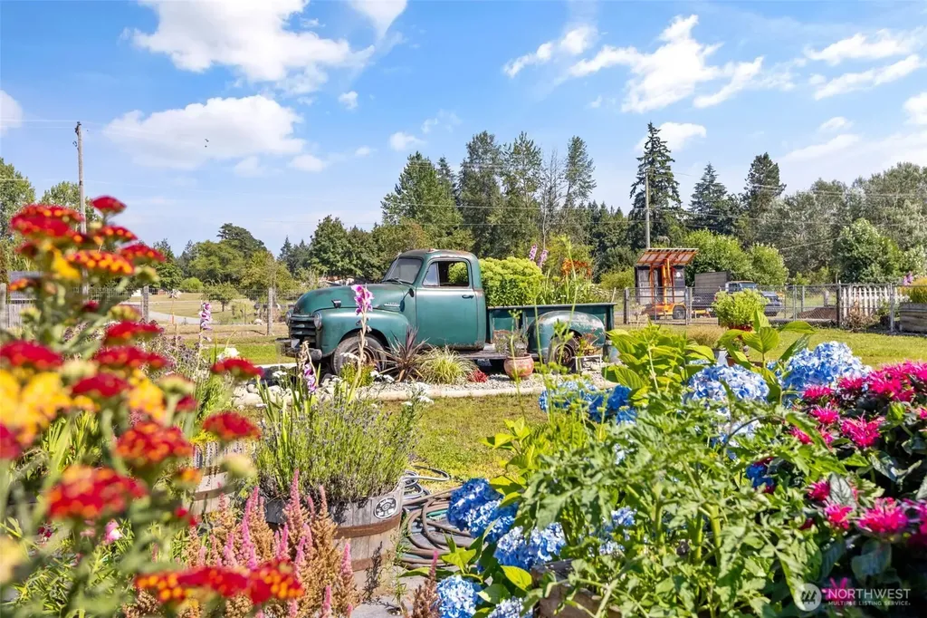 816 304th Street S Roy WA 98580