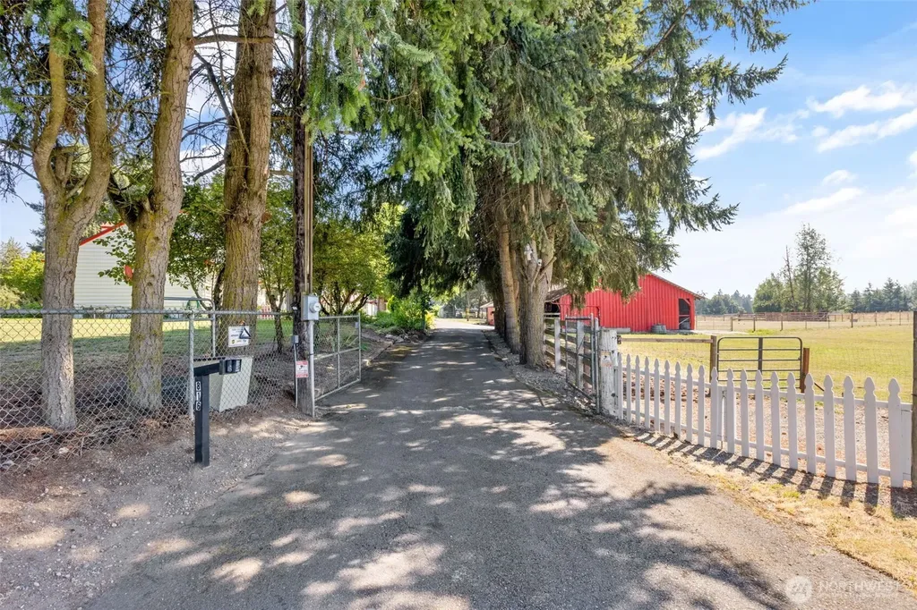 816 304th Street S Roy WA 98580