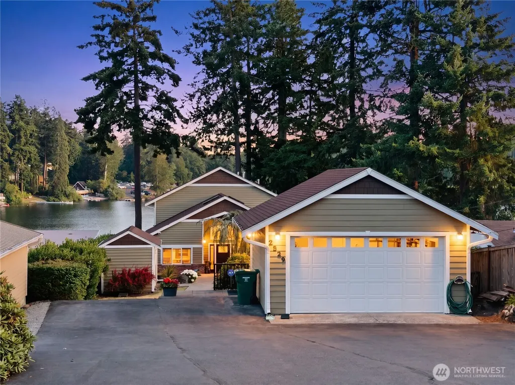 2529 S 304th Street Federal Way WA 98003