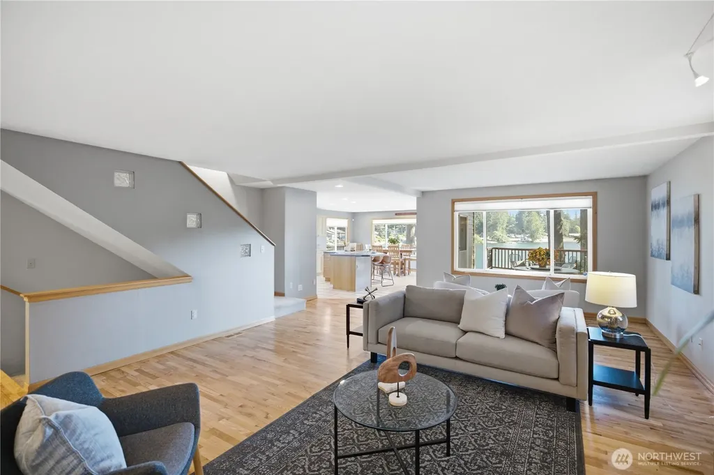 2529 S 304th Street Federal Way WA 98003