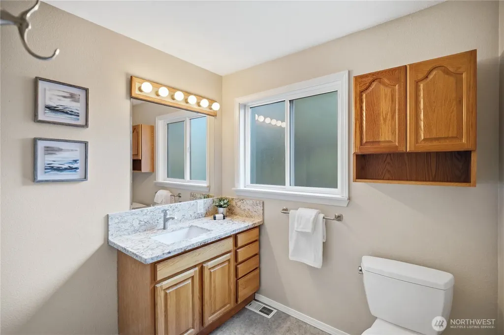 2529 S 304th Street Federal Way WA 98003