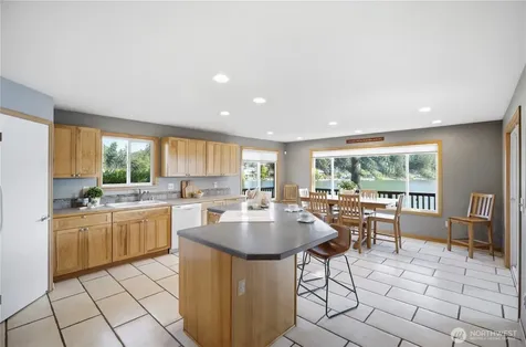 2529 S 304th Street Federal Way WA 98003