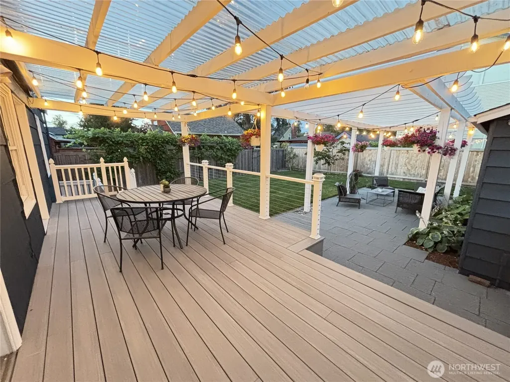 4024 55th Avenue SW Seattle WA 98116