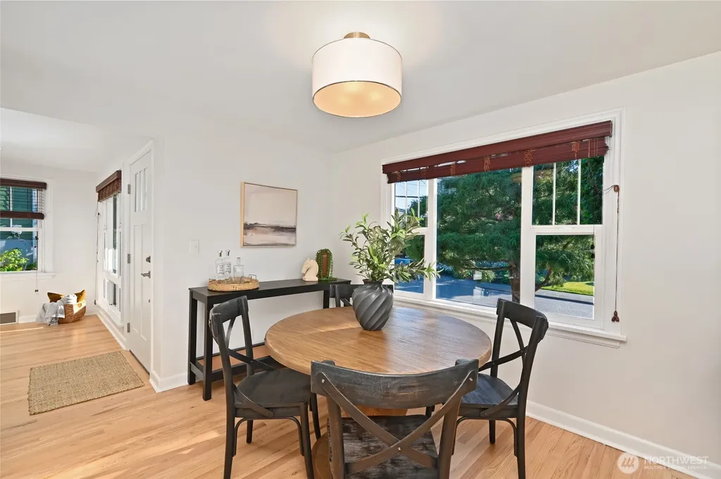 4024 55th Avenue SW Seattle WA 98116