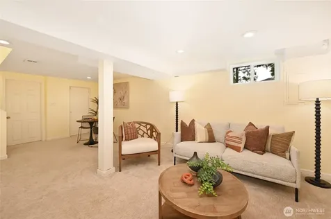 4024 55th Avenue SW Seattle WA 98116