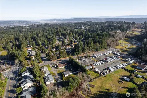 11211 126th Avenue Ct E Puyallup WA 98374