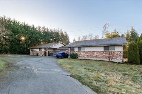 11211 126th Avenue Ct E Puyallup WA 98374