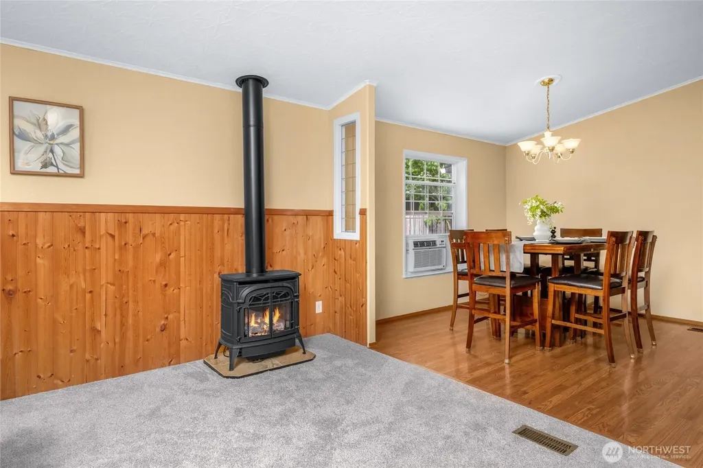 124 N Central Avenue Sedro Woolley WA 98284