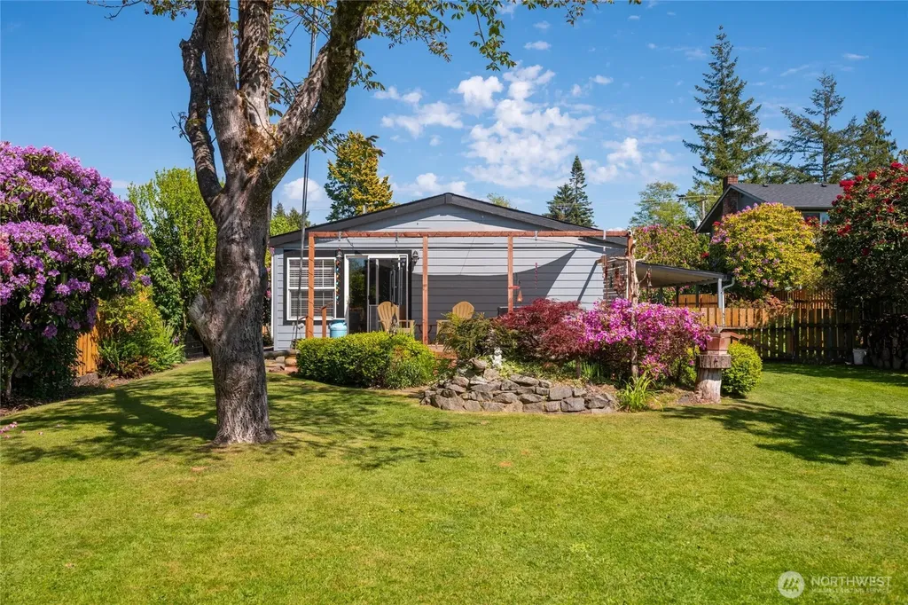124 N Central Avenue Sedro Woolley WA 98284