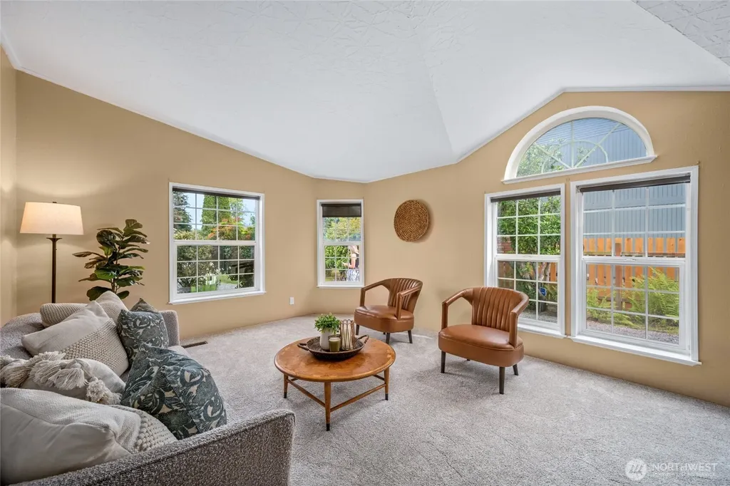 124 N Central Avenue Sedro Woolley WA 98284