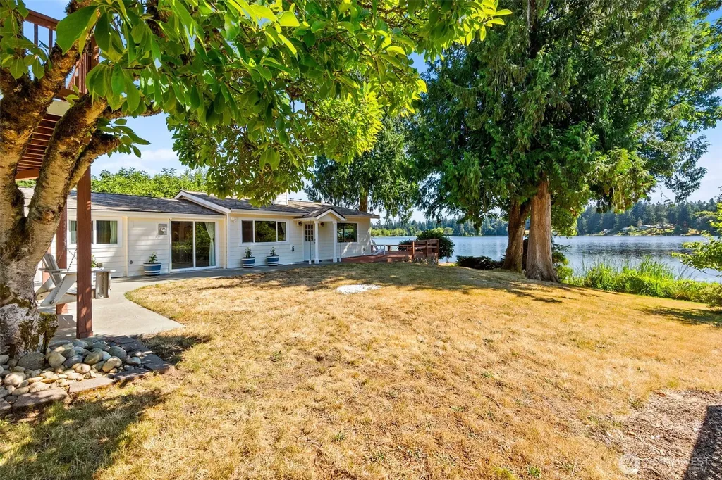 7242 49th Avenue SE Lacey WA 98513