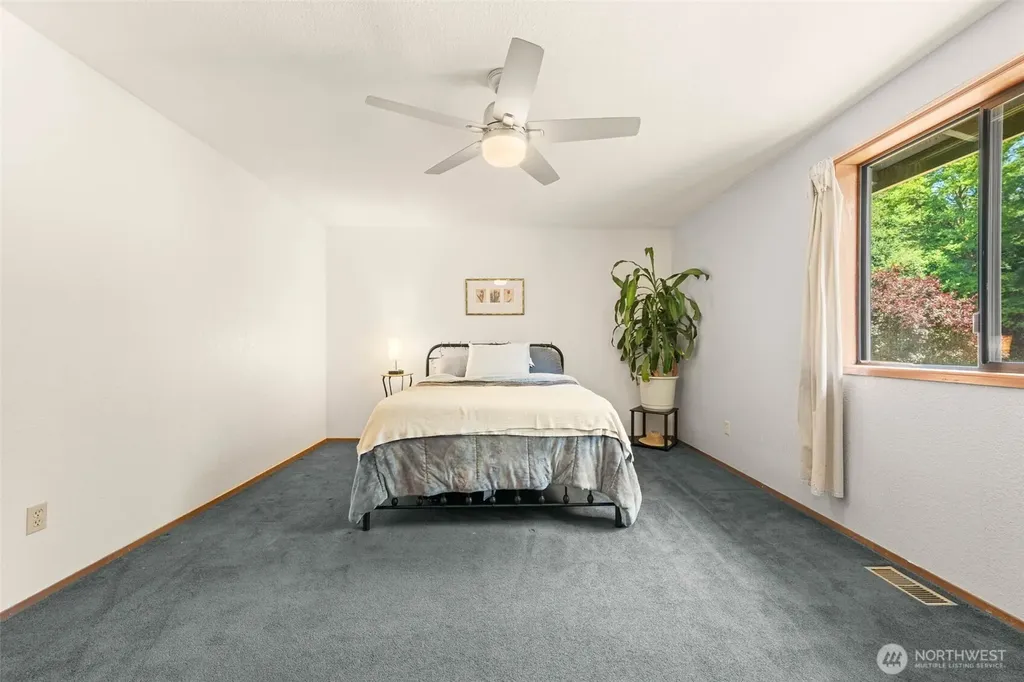 8925 Walter Court SW Olympia WA 98512