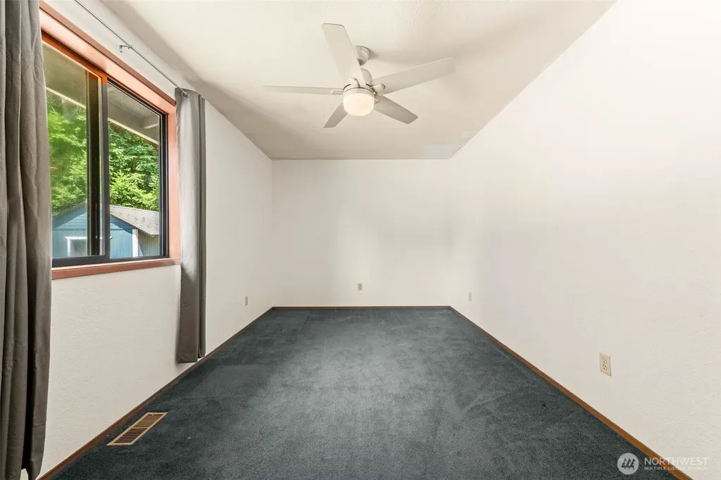 8925 Walter Court SW Olympia WA 98512