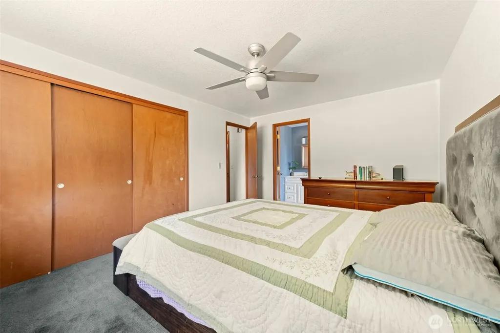 8925 Walter Court SW Olympia WA 98512