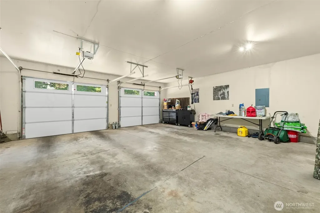 8925 Walter Court SW Olympia WA 98512