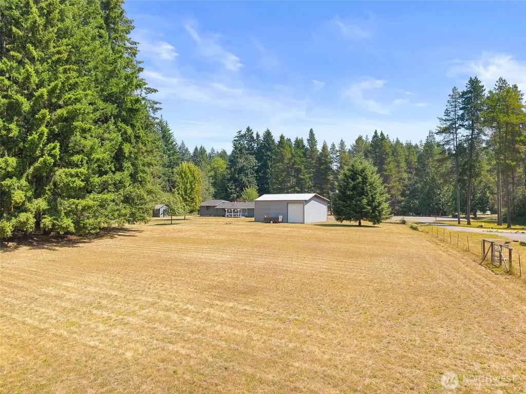 8925 Walter Court SW Olympia WA 98512