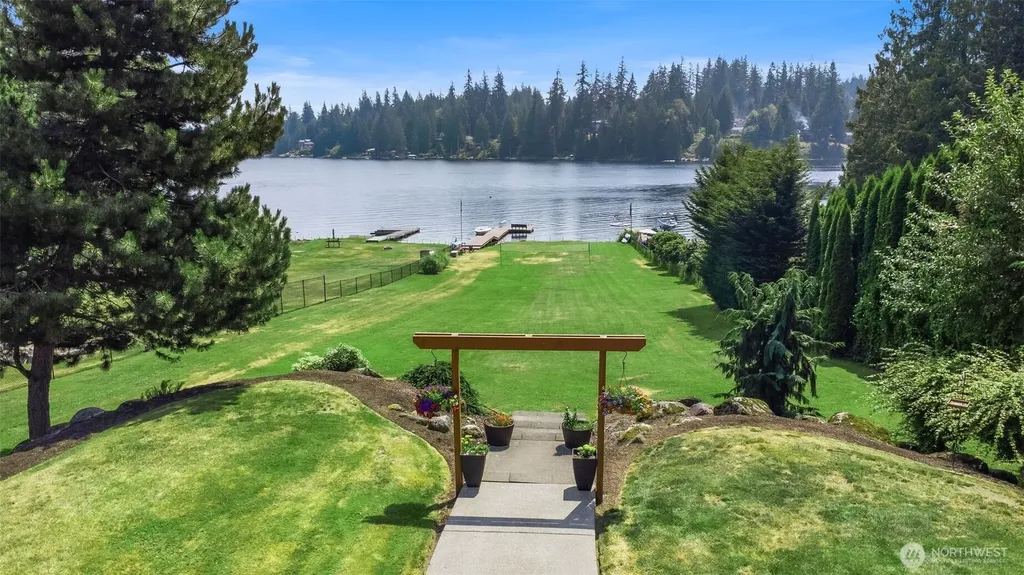 17818 48th Street SE Snohomish WA 98290