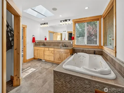 17818 48th Street SE Snohomish WA 98290