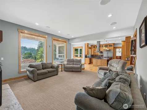 17818 48th Street SE Snohomish WA 98290