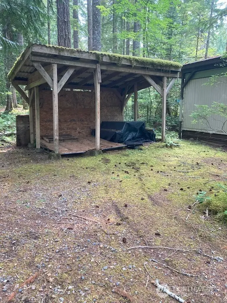 41 N Kitsap Place S Hoodsport WA 98548