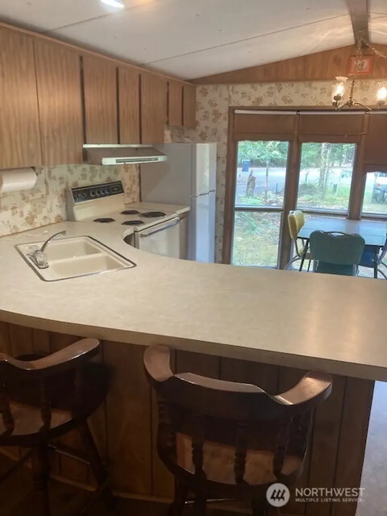 41 N Kitsap Place S Hoodsport WA 98548