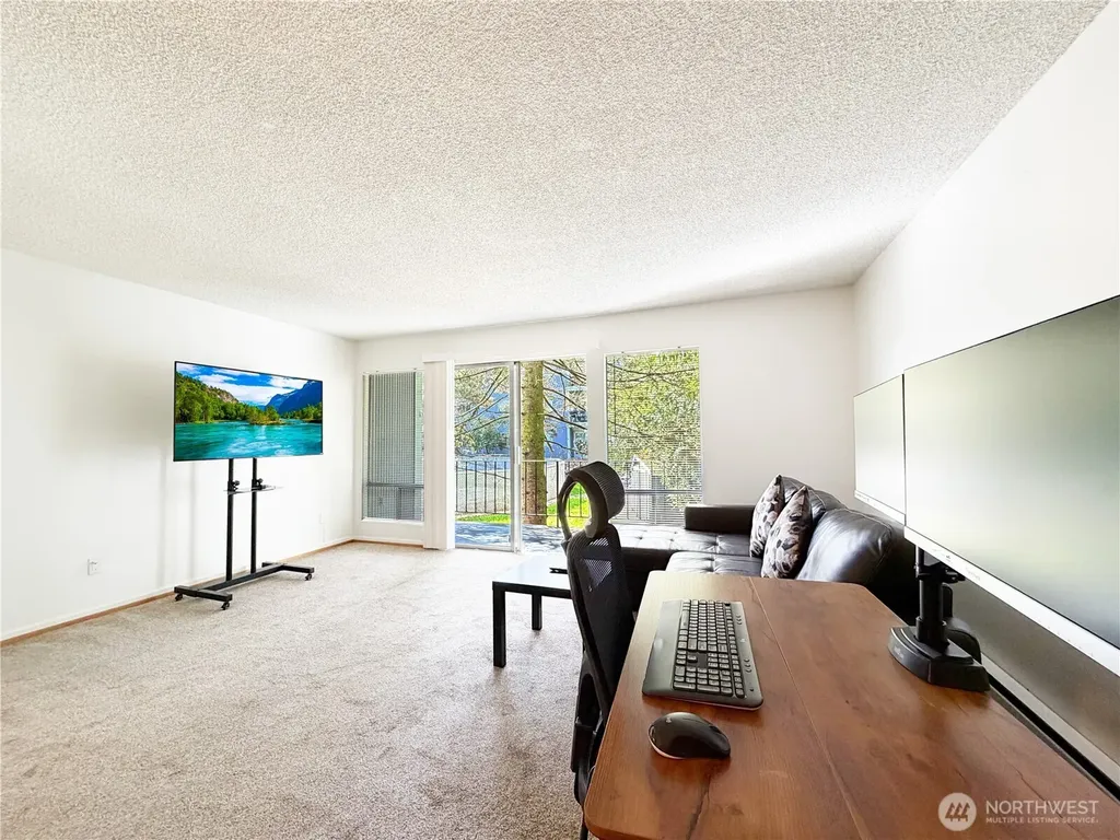 10455 Des Moines Memorial Drive S Seattle WA 98168