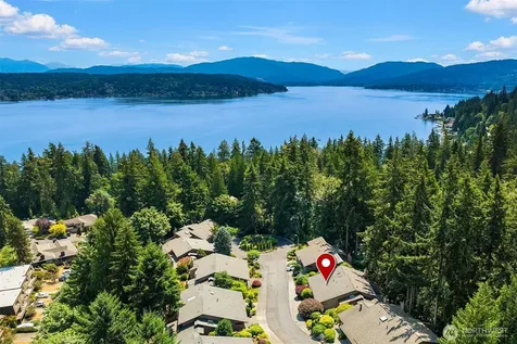 15 168th Avenue NE Bellevue WA 98008
