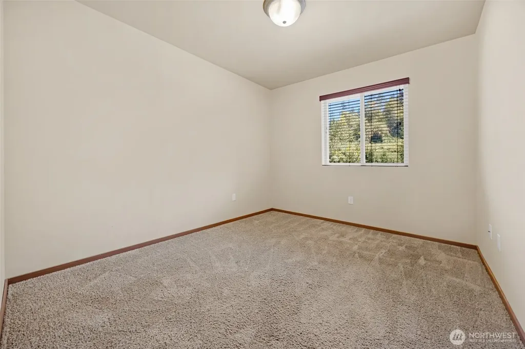 7515 100th Street NE Marysville WA 98270