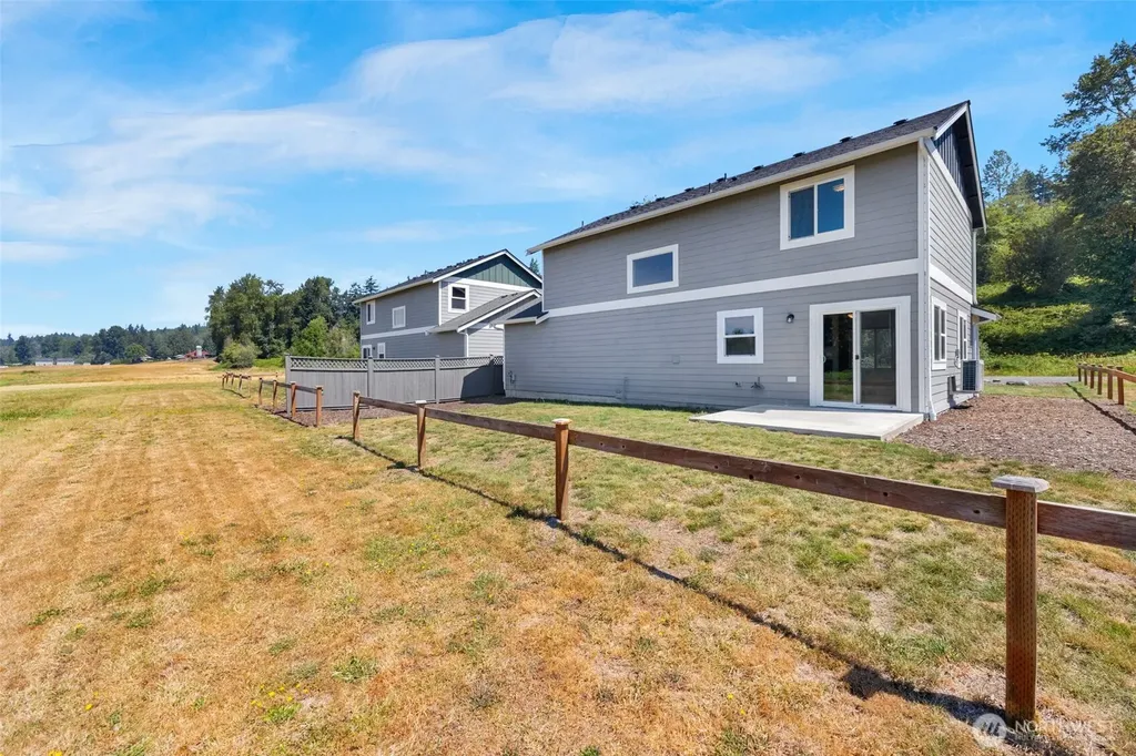 7515 100th Street NE Marysville WA 98270