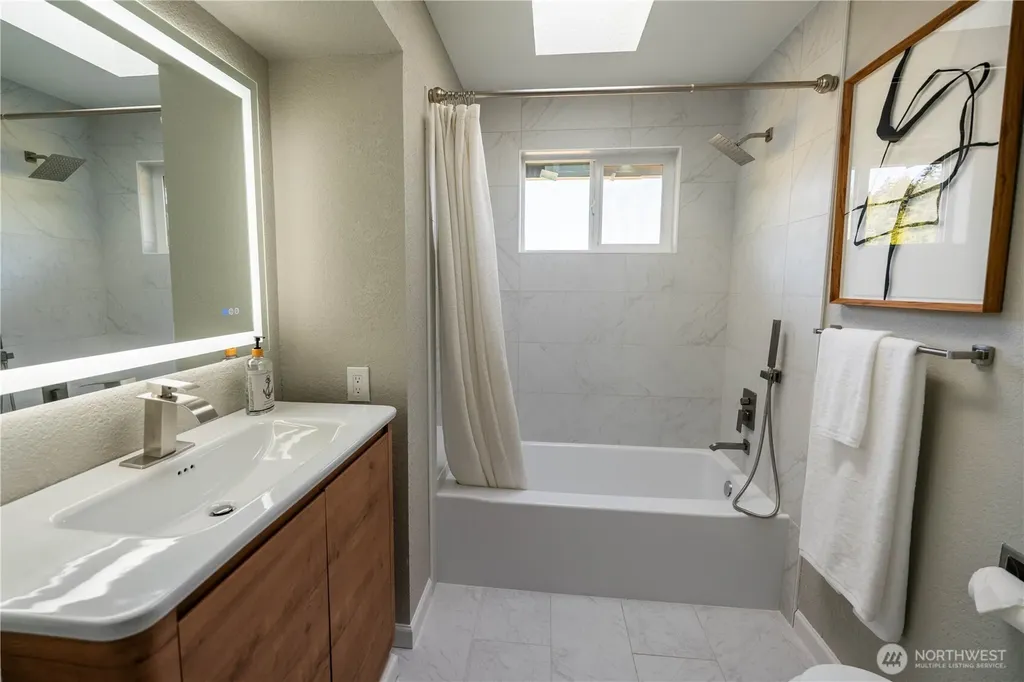 15210 Gibralter Road Anacortes WA 98221