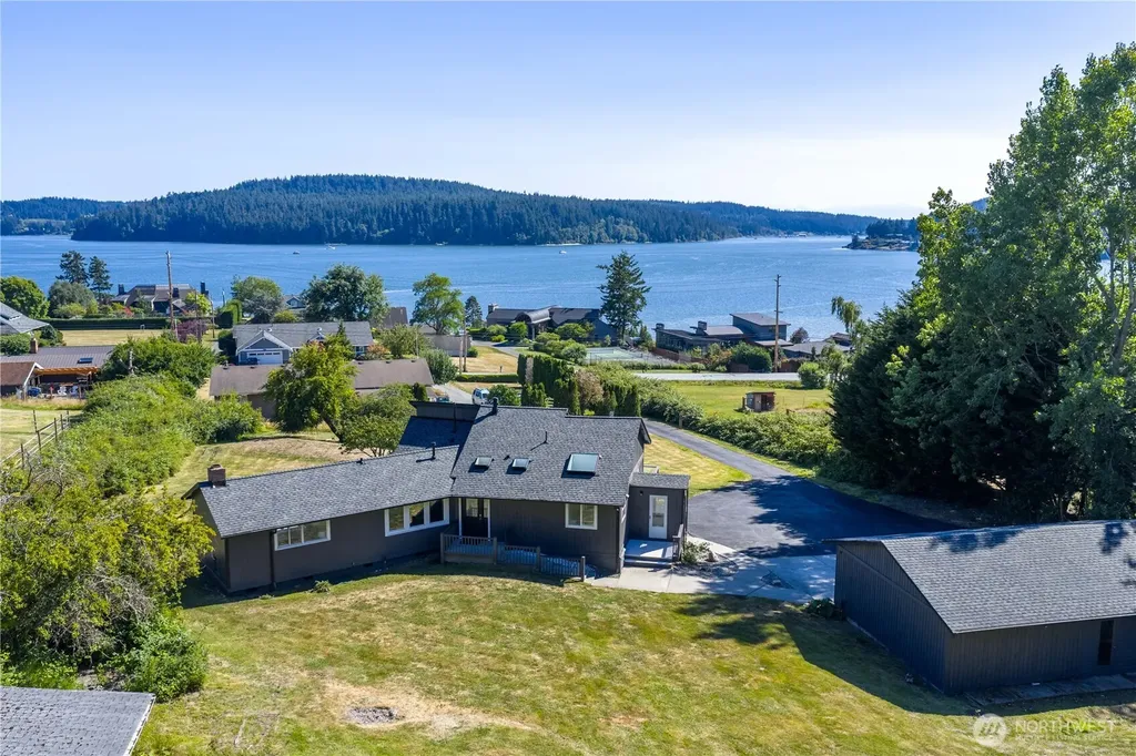 15210 Gibralter Road Anacortes WA 98221
