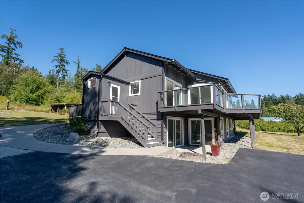 15210 Gibralter Road Anacortes WA 98221
