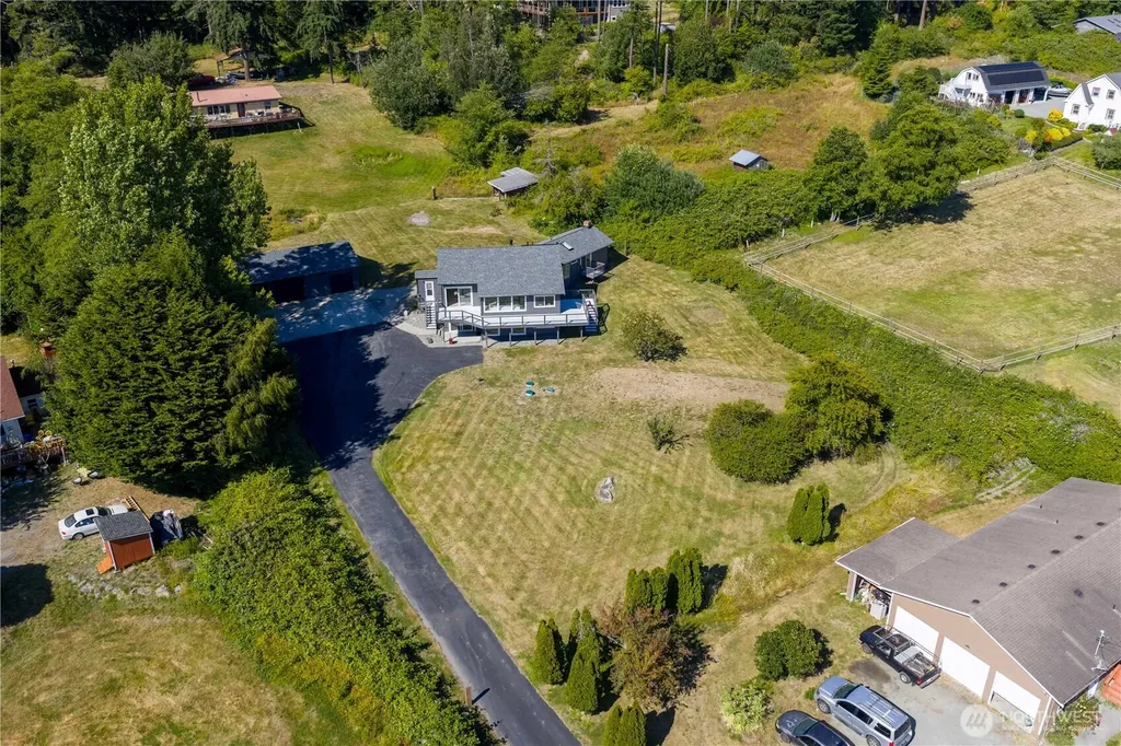 15210 Gibralter Road Anacortes WA 98221