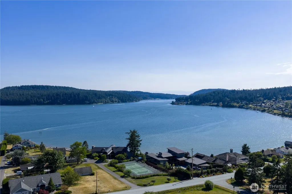 15210 Gibralter Road Anacortes WA 98221