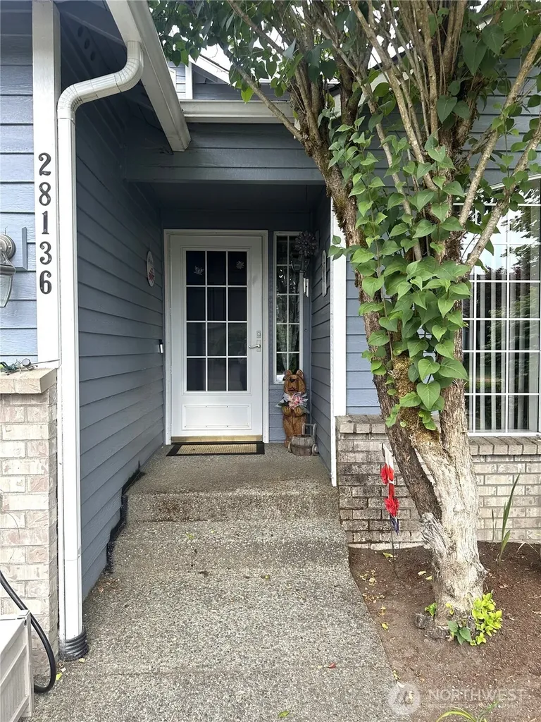 28136 233rd Avenue SE Maple Valley WA 98038