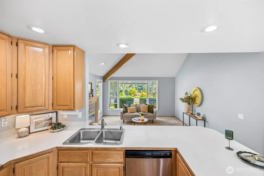 5767 Eldorado Place NW Bremerton WA 98312