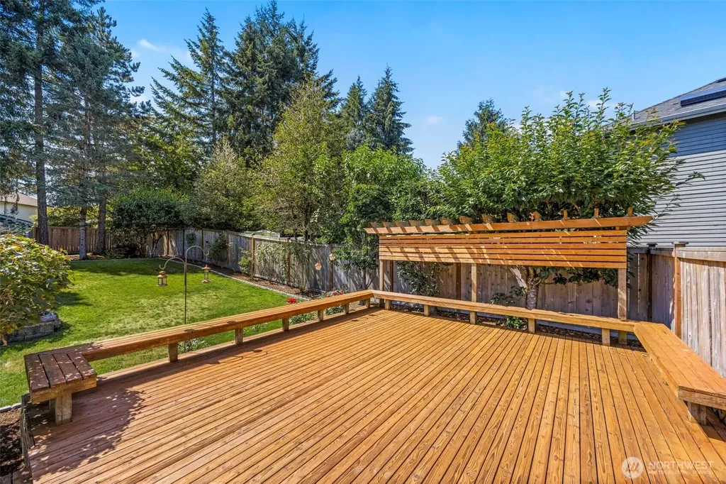 5767 Eldorado Place NW Bremerton WA 98312