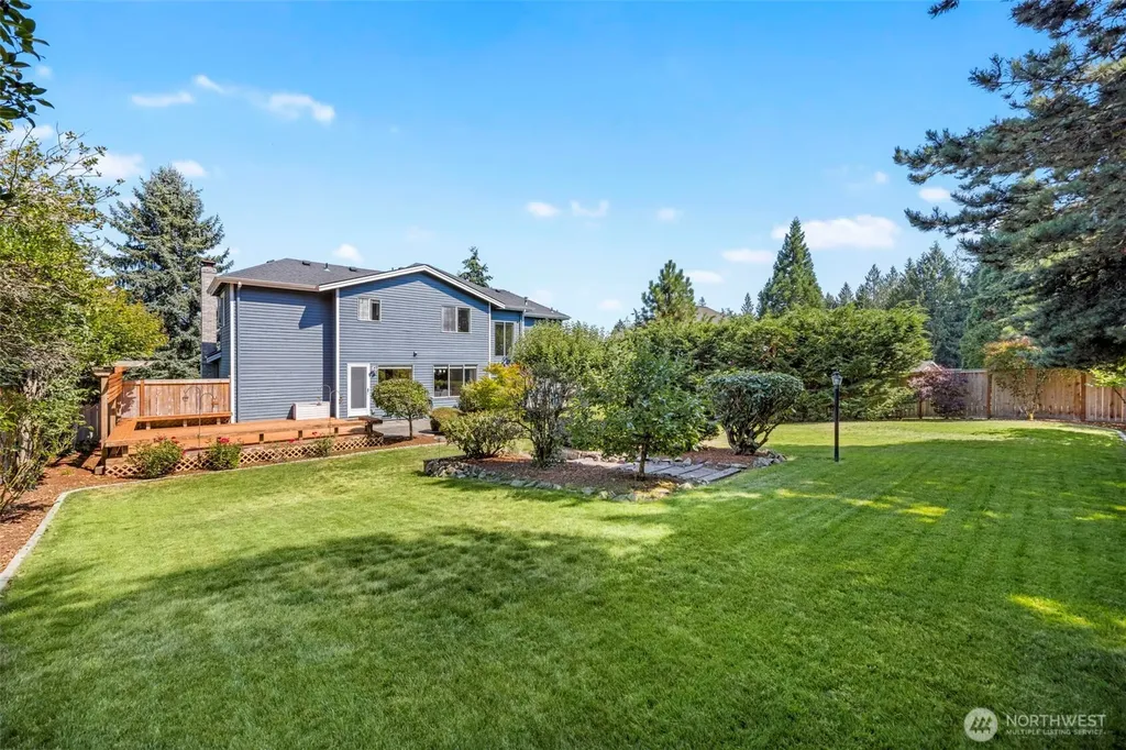 5767 Eldorado Place NW Bremerton WA 98312
