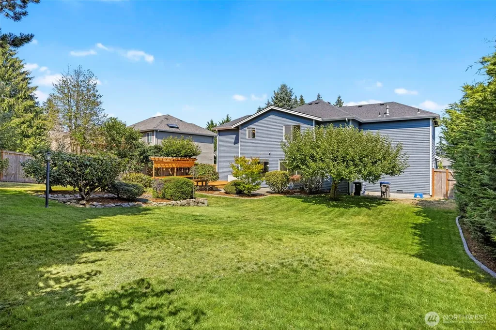 5767 Eldorado Place NW Bremerton WA 98312